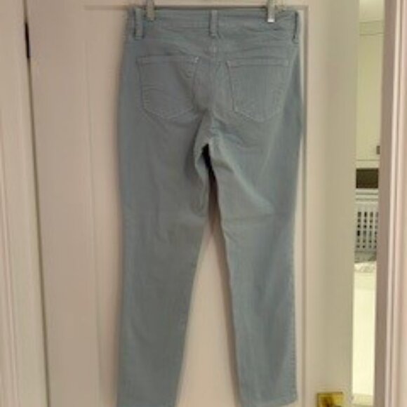 Women NYDJ light blue pants - Size 6 - Picture 4 of 4